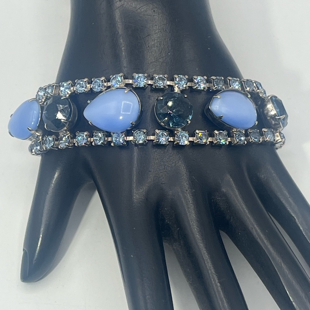 Vintage 1950’s Blue Rhinestone Blue Glass Cabochon Costume Bracelet